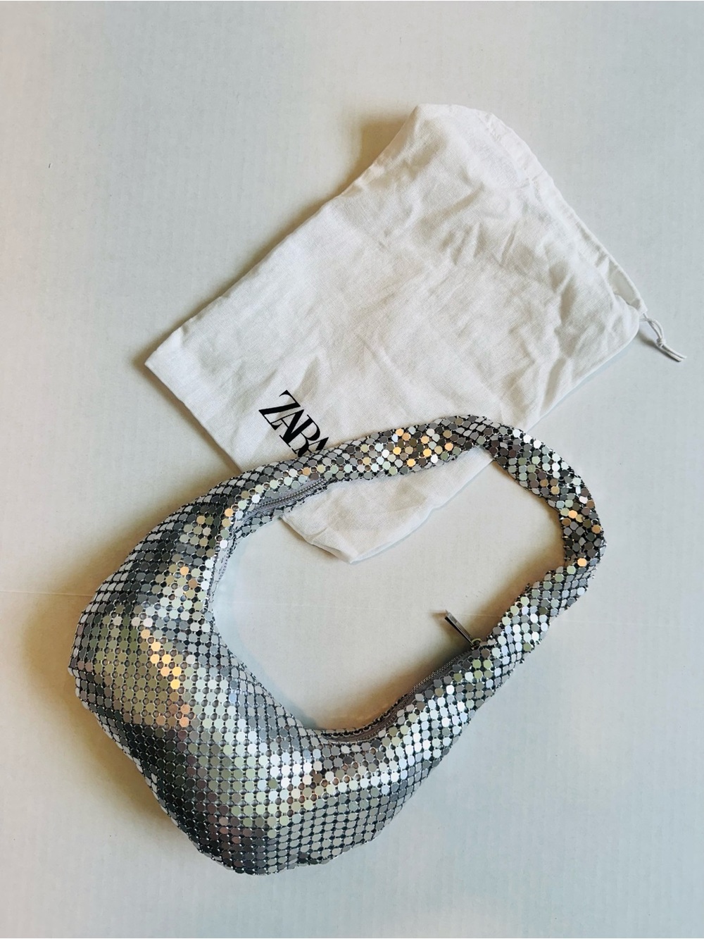 ZARA
Metallic Mesh Shoulder Bag - Picture 7 of 9
